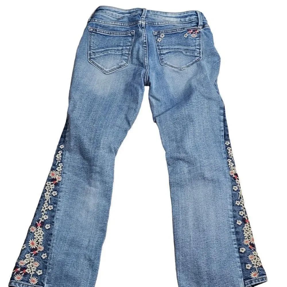 Driftwood Indie Jeans Womens Size 24 Blue Floral Embroidered Crop Bootcut Denim